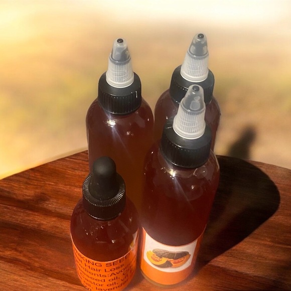 Pumpkin Seeds OiL - Picture 2 of 4